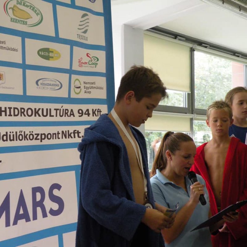 V. Szentes Sprint 32